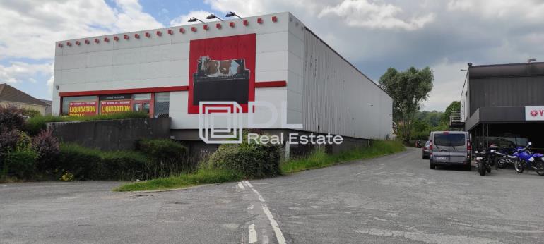 Local commercial à vendre à Ville-du-Bois - 1 300 m²