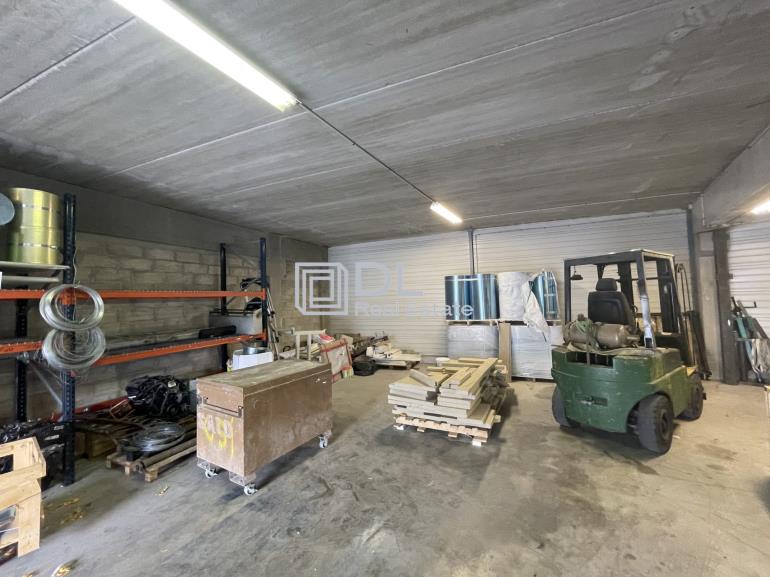 Entrepôt à vendre à Stains - 520 m²