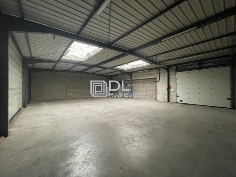 Entrepôt à louer à Longjumeau - 300 m²