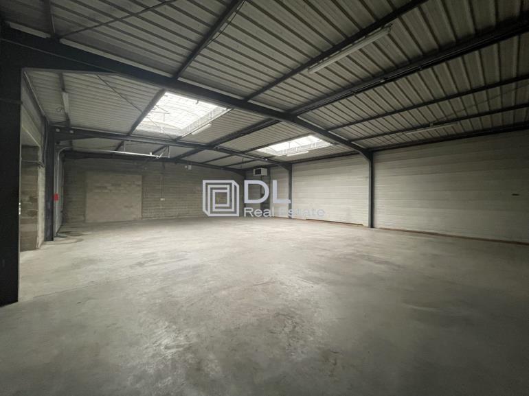 Entrepôt à louer à Longjumeau - 300 m²