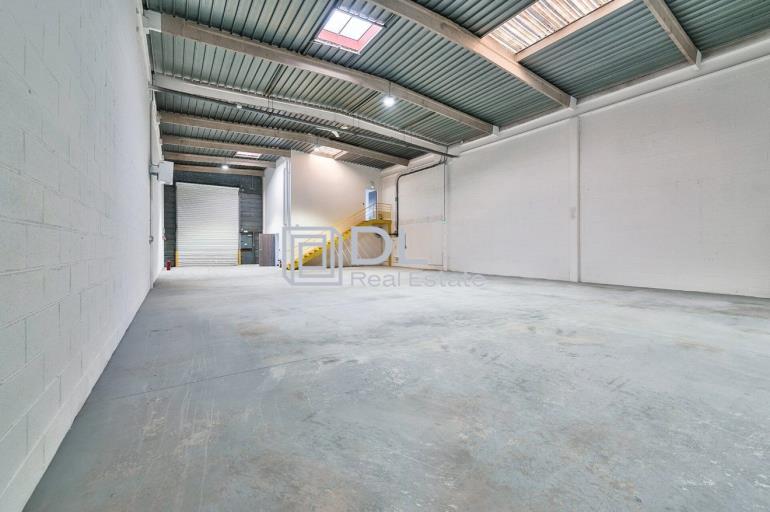 Entrepôt à louer à Torcy - 322 m²