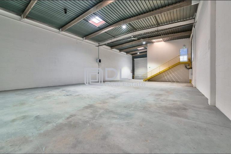 Entrepôt à louer à Torcy - 322 m²