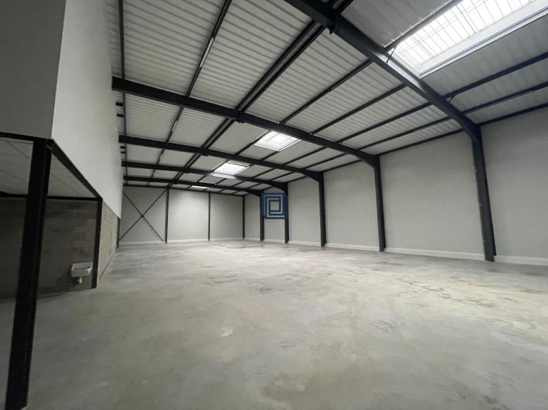 Entrepôt à louer à Bondoufle - 500 m²