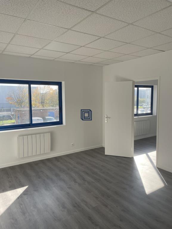 Entrepôt à louer à Lisses - 431 m²