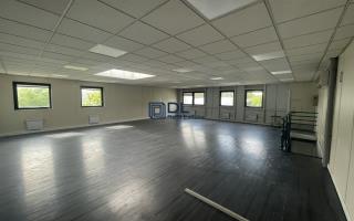 Entrepôt à louer à Bondoufle - 474 m²