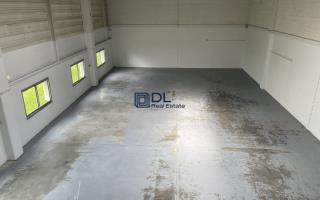 Entrepôt à louer à Les Ulis - 352 m²