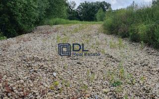 Terrain à louer à Chelles - 7 000 m²