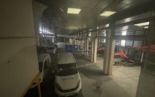 Entrepôt à louer à Villeneuve-le-Roi - 2 000 m²