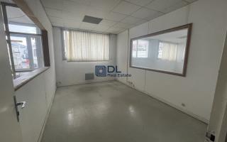 Entrepôt à louer à Villeneuve-le-Roi - 2 000 m²
