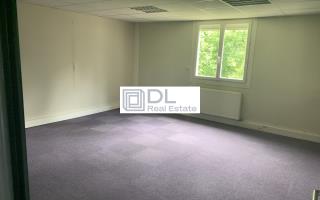 Entrepôt à vendre à Marcoussis - 1 200 m²