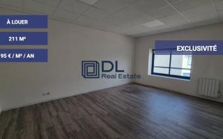 Entrepôt à louer à Lisses - 720 m²
