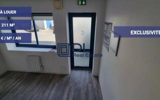 Entrepôt à louer à Lisses - 720 m²