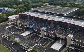 Entrepôt à louer à Élancourt - 13 044 m²