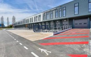 Entrepôt à louer à Trappes - 2 747 m²