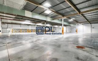 Entrepôt à louer à Trappes - 2 747 m²