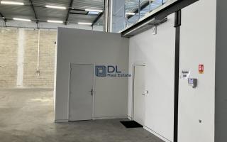 Entrepôt à louer à Le Coudray-Montceaux - 1 301 m²