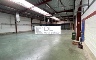 Entrepôt à vendre à Saint-Germain-de-la-Grange - 1 950 m²