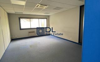 Entrepôt à vendre à Saint-Germain-de-la-Grange - 1 950 m²