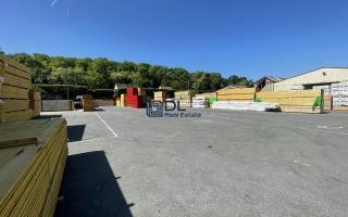 Terrain à louer à Esbly - 5 400 m²