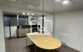 Entrepôt à vendre à Magny-les-Hameaux - 541 m²