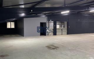 Entrepôt à vendre à Sainte-Geneviève-des-Bois - 1 900 m²