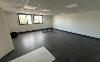 Entrepôt à vendre à Sainte-Geneviève-des-Bois - 1 900 m²