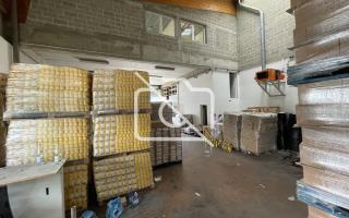 Entrepôt à vendre à Pontault-Combault - 350 m²