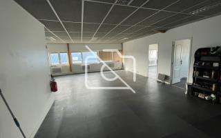 Entrepôt à vendre à Pontault-Combault - 350 m²
