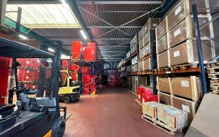 Entrepôt à vendre à Lisses - 1 220 m²