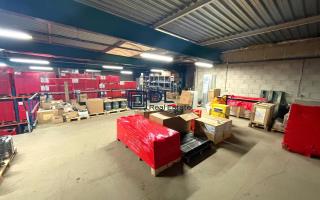 Entrepôt à vendre à Lisses - 1 220 m²