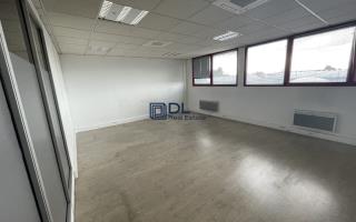 Entrepôt à louer à Blanc-Mesnil - 1 044 m²