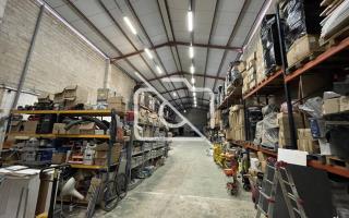 Entrepôt à vendre à Bagnolet - 949 m²