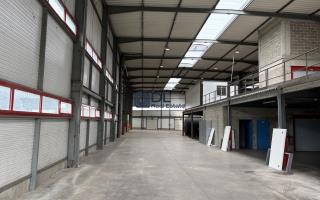 Entrepôt à vendre à Créteil - 3 940 m²