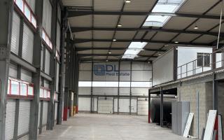 Entrepôt à vendre à Créteil - 3 940 m²