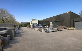 Entrepôt à louer à Créteil - 860 m²