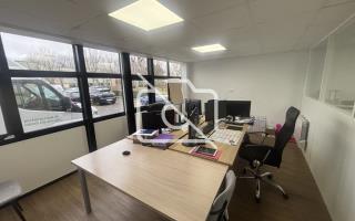 Entrepôt à vendre à Saint Thibault des Vignes - 510 m²