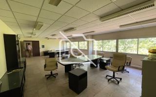 Entrepôt à vendre à Buc - 4 850 m²