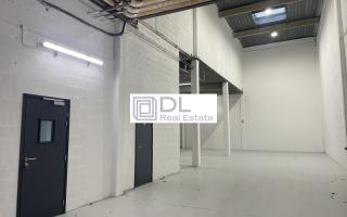 Entrepôt à louer à Villeneuve-d Ascq - 233 m²