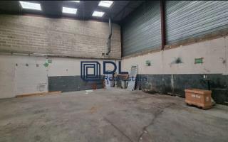 Entrepôt à louer à Roissy-en-Brie - 482 m²