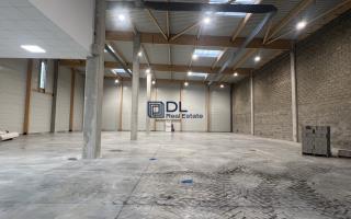 Entrepôt à louer à Moissy-Cramayel - 823 m²