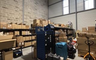 Entrepôt à louer à Feucherolles - 178 m²