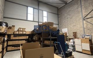 Entrepôt à louer à Feucherolles - 178 m²