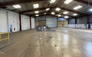 Entrepôt à louer à Thiverval-Grignon - 8 900 m²