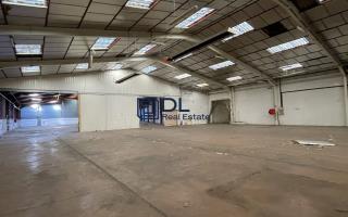 Entrepôt à louer à Thiverval-Grignon - 8 900 m²