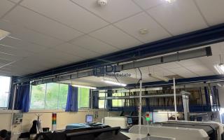 Entrepôt à louer à Buc - 1 470 m²