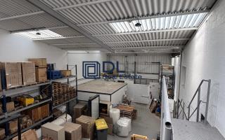 Entrepôt à louer à Buc - 1 470 m²