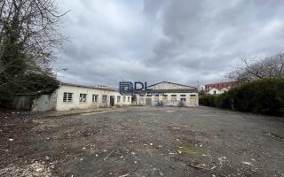 Local commercial à vendre à Palaiseau - 850 m²