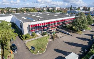 Entrepôt à louer à Maurepas - 4 733 m²