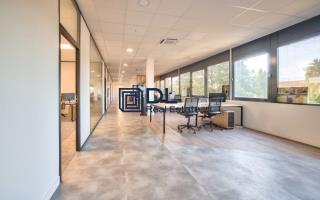 Entrepôt à louer à Maurepas - 4 733 m²