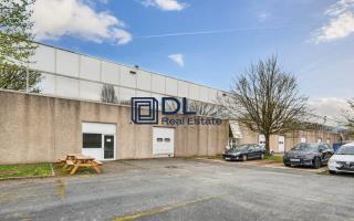 Entrepôt à louer à Coignières - 8 470 m²